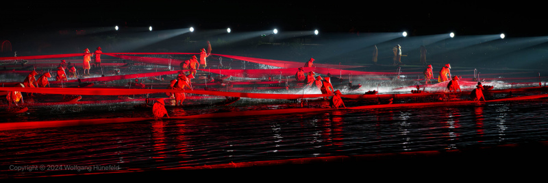056-Rote-Wasserspiele