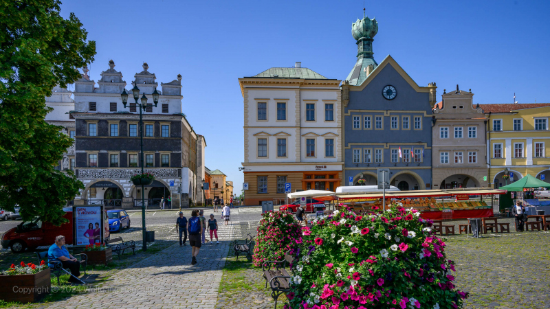 Stadtplatz-und-Haus-„Unter-dem-Kelch-Litomerice-Juni-2024